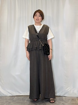 「SHOO・LA・RUE（シューラルー）の華やかジェルロゴプリントTシャツ（Tシャツ/カットソー、ホワイト系）」を使った、たみさん（レディース・158cm）の夏コーディネート