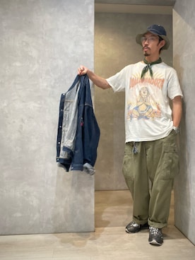 「アイテム（デニムパンツ、グリーン系）」を使った、umezaru715さん（メンズ・177cm）の秋コーディネート