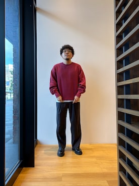 「アイテム（スウェット）」を使った、山中悠雅さん（メンズ・164cm）の秋コーディネート