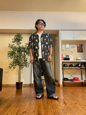 「Subciety（サブサエティ）のAloha shirt（シャツ/ブラウス、ブラック系）」を使った、tettereさん（メンズ・162cm）の夏コーディネート