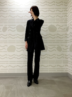 「アイテム（ドレスシューズ）」を使った、HIMIKO　大丸福岡天神店(博多大丸)さん（レディース・167cm）の秋コーディネート