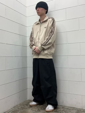 「adidas（アディダス）のサンバ OG / Samba OG / アディダスオリジナルス adidas Originals（スニーカー、ホワイト系）」を使った、WRさん（メンズ・175cm）の春コーディネート