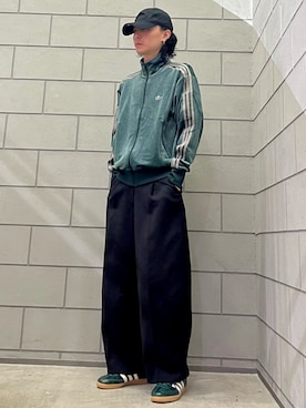 「アイテム（ジャージ）」を使った、WRさん（メンズ・175cm）の秋コーディネート