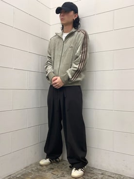 「アイテム（ジャージ）」を使った、WRさん（メンズ・175cm）の秋コーディネート