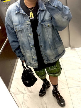 「off white（オフホワイト）のアイテム」を使った、bullさん（メンズ・173cm）の夏コーディネート