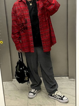 「off white（オフホワイト）のアイテム」を使った、bullさん（メンズ・173cm）の冬コーディネート