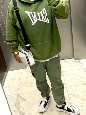 「アイテム（バッグ）」を使った、bullさん（メンズ・173cm）の秋コーディネート