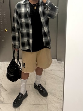 「AMIRI(アミリ)のアイテム」を使った、bullさん(メンズ・173cm)の秋コーディネート