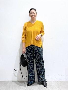「Elura（エルーラ）のアイテム（ローファー）」を使った、はつなさん（レディース・158cm）の秋コーディネート