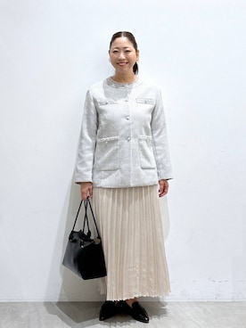 「Elura（エルーラ）のアイテム（ローファー）」を使った、はつなさん（レディース・158cm）の秋コーディネート