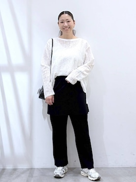「Elura（エルーラ）のサラサラタッチニットパンツ/643257（其他褲裝、ブラック系）」を使った、はつなさん（レディース・158cm）の春コーディネート