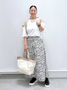 「Elura（エルーラ）のアイテム（スニーカー）」を使った、はつなさん（レディース・158cm）の夏コーディネート
