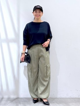 「アイテム（カーゴパンツ）」を使った、はつなさん（レディース・158cm・30代）の秋コーディネート