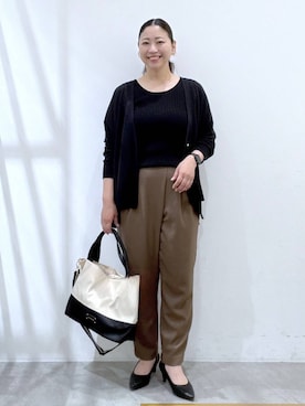 「Elura（エルーラ）の撥水ベルト2WAYトート/579691（手提包、ベージュ系）」を使った、はつなさん（レディース・158cm）の春コーディネート