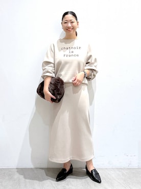 「Elura（エルーラ）のアイテム（ローファー）」を使った、はつなさん（レディース・158cm）の秋コーディネート