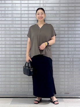 「Elura（エルーラ）のアイテム（スカート）」を使った、はつなさん（レディース・158cm）の春コーディネート