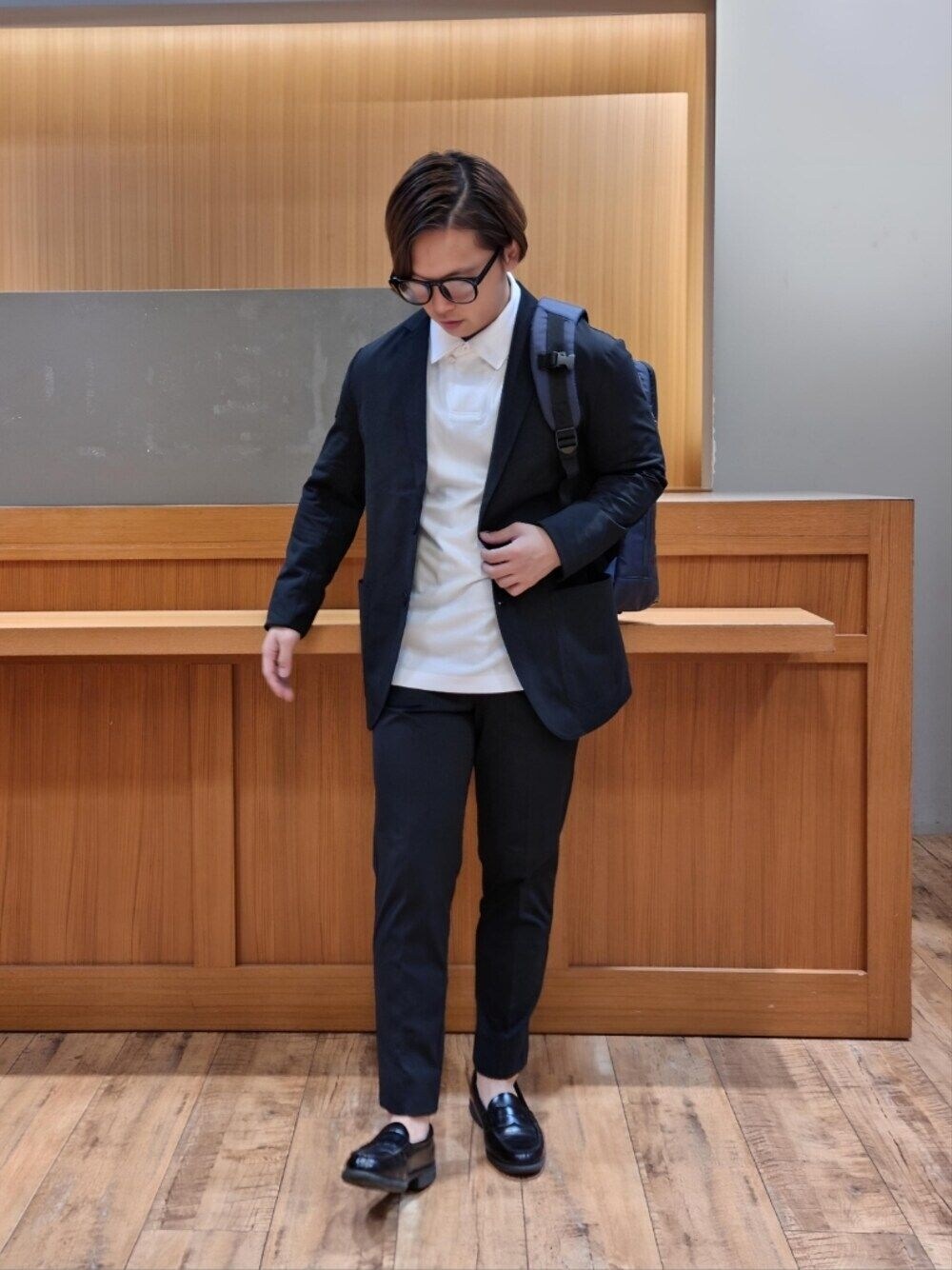 「オトナカジュアル、キレイめカジュアル、ブラックコーデ、セットアップ、セットアップスタイル、ビジネススタイル、ビジネスカジュアル、ビジネスコーデ、ジャケット、ジャケットスタイル、ジャケットコーデ」｜「ABAHOUSE GRAYの【上下2点セット/セットアップ対応】接触冷感 セットアップ/スーツ / サマージャケット & スラックス（セットアップ、ブラック系）」を使った、RYOさん（メンズ・161cm）の夏コーディネートの1枚目の写真