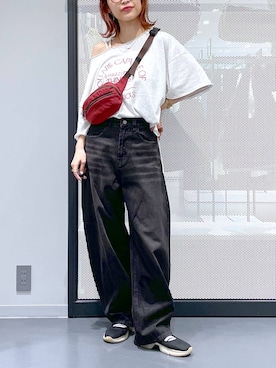 「アイテム（ボディバッグ/ウエストポーチ、レッド系）」を使った、みーやん。さん（レディース・161cm）の夏コーディネート