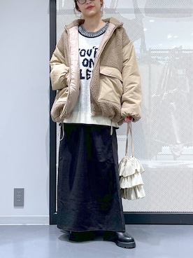 「アイテム（シュシュ）」を使った、みーやん。さん（レディース・161cm）の秋コーディネート