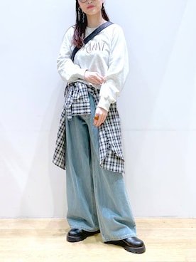 「着痩せ」｜「アイテム（スウェット）」を使った、みーやん。さん（レディース・161cm）の春コーディネート