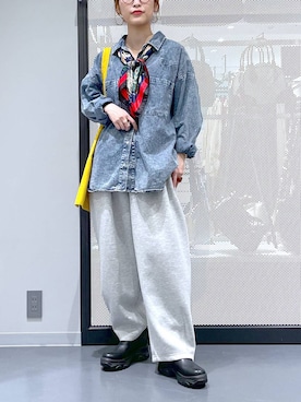 「アイテム（シュシュ）」を使った、みーやん。さん（レディース・161cm）の秋コーディネート