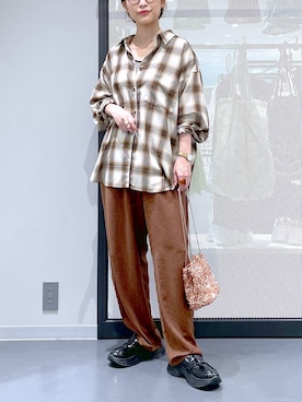 「LAKOLE（ラコレ）のアイテム」を使った、みーやん。さん（レディース・161cm）の秋コーディネート