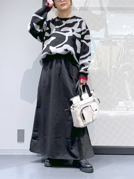 「アイテム（シュシュ）」を使った、みーやん。さん（レディース・161cm）の冬コーディネート