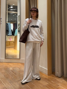 「GLOSTER（グロスター）のアイテム（トップス）」を使った、Maikaさん（レディース・163cm）の春コーディネート