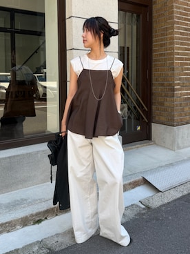 「DouDou（ドゥドゥ）のバックタックルーズチノパン（その他パンツ、ホワイト系）」を使った、honoka ୨୧さん（レディース・166cm）の夏コーディネート