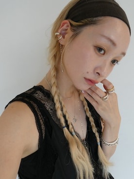 「アイテム（イヤーカフ）」を使った、mika  matsuzonoさん（レディース・154cm）の夏コーディネート