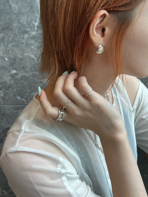 【話題:水中OK色あせ無:左右セット】AVARIA Denisseピアス 載せきれてなかった。じめじめだけど、目だけでも涼しそうな写真