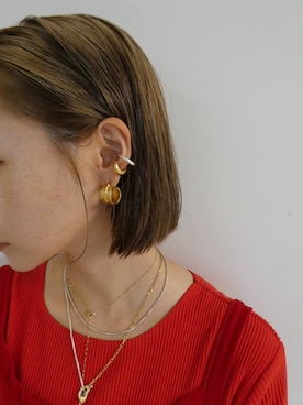 「アイテム（イヤーカフ）」を使った、mika  matsuzonoさん（レディース・154cm）の秋コーディネート