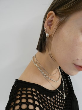 「アイテム（イヤリング）」を使った、mika  matsuzonoさん（レディース・154cm）の秋コーディネート