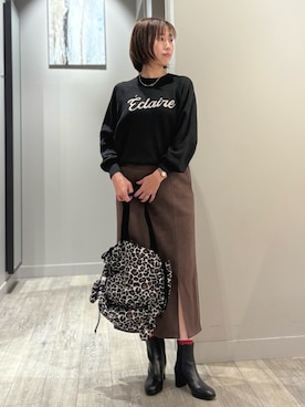 「abahouse mavie（アバハウスマヴィ）のフェイクスウェード/レザースリットタイトスカート（スカート）」を使った、yoshiさん（レディース・166cm）の秋コーディネート