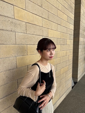 「アイテム（チャーム）」を使った、ioriさん（レディース・155cm）の秋コーディネート