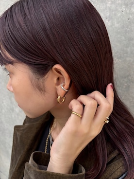 「アイテム（イヤーカフ）」を使った、ioriさん（レディース・155cm）の冬コーディネート