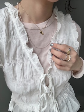 「TEN.（テン）の18KGP タイニーハートネックレス（ネックレス、ゴールド系）」を使った、ioriさん（レディース・155cm）の春コーディネート
