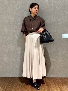 「アイテム（トートバッグ、ブラック系）」を使った、azumiさん（レディース・154cm）の秋コーディネート