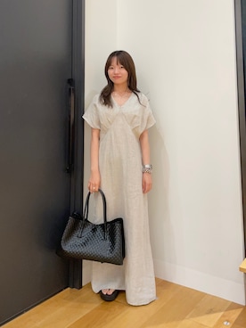 「URBAN RESEARCH（アーバンリサーチ）のフレンチスリーブリネンワンピース（ワンピース、ベージュ系）」を使った、anさん（レディース・146cm）の夏コーディネート