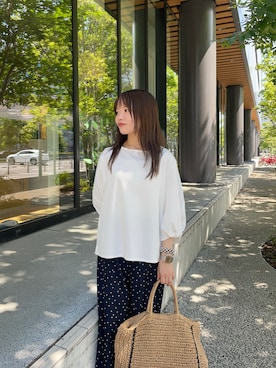 「URBAN RESEARCH DOORS（アーバンリサーチドアーズ）の『仁村紗和さん着用』『UR TECH』サマシェアツイストスリーブプルオーバー（Tシャツ/カットソー、ホワイト系）」を使った、anさん（レディース・146cm）の夏コーディネート
