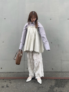 「URBAN RESEARCH（アーバンリサーチ）のポインテッドバックストラップシューズ（パンプス、シルバー系）」を使った、anさん（レディース・146cm）の春コーディネート