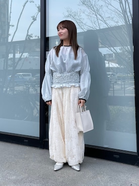 「KBF（ケイビーエフ）のポップコーンシャーリングブラウス（シャツ/ブラウス、ブルー系）」を使った、anさん（レディース・146cm）の春コーディネート