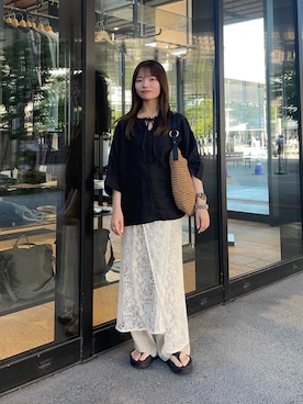 「URBAN RESEARCH DOORS（アーバンリサーチドアーズ）のリネン2WAYブラウス（シャツ/ブラウス、ブラック系）」を使った、anさん（レディース・146cm）の夏コーディネート