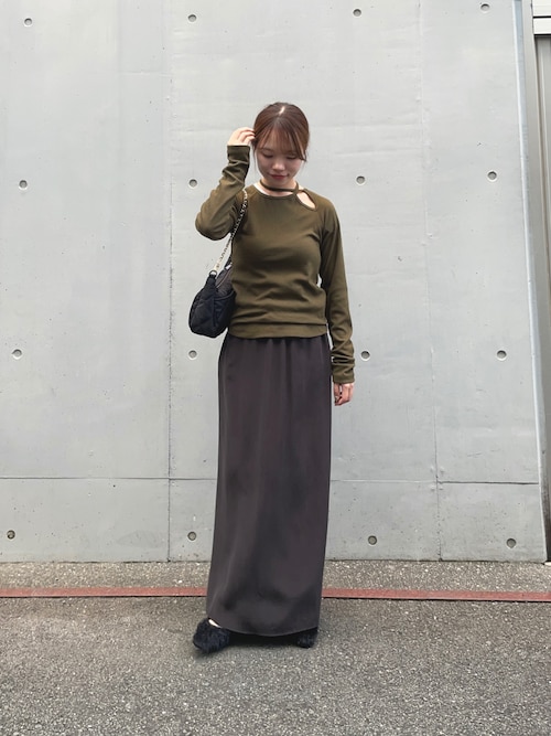 【美品】25SS キュプラスカート　チャコール ≪追加≫シルキーキュプラバイアススカート（スカート）｜FRAMeWORK