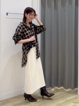 「アイテム（ボディバッグ/ウエストポーチ）」を使った、HORIEさん（レディース・161cm）の秋コーディネート