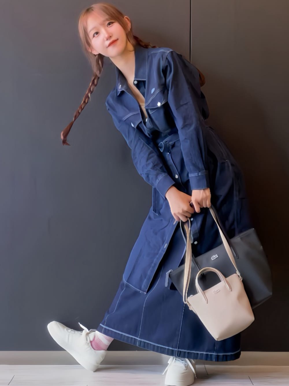 LACOSTEのアイテムを使った「デニムワンピース」の人気ファッション