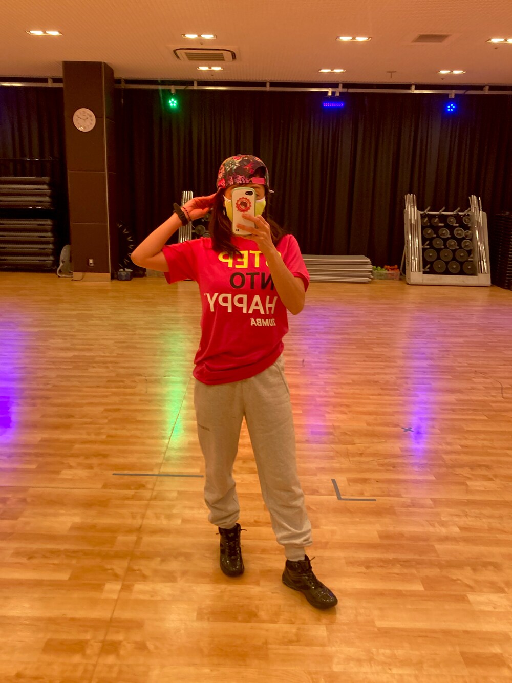 「ZUMBA、フィットネス、ひな祭り」｜「ZUMBAのアイテム（Tシャツ/カットソー、ピンク系）」を使った、SAYU さん（レディース・156cm）の春コーディネートの1枚目の写真