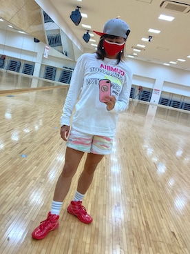 「ZUMBA」｜「アイテム（キャップ）」を使った、SAYU さん（レディース・156cm）の秋コーディネート