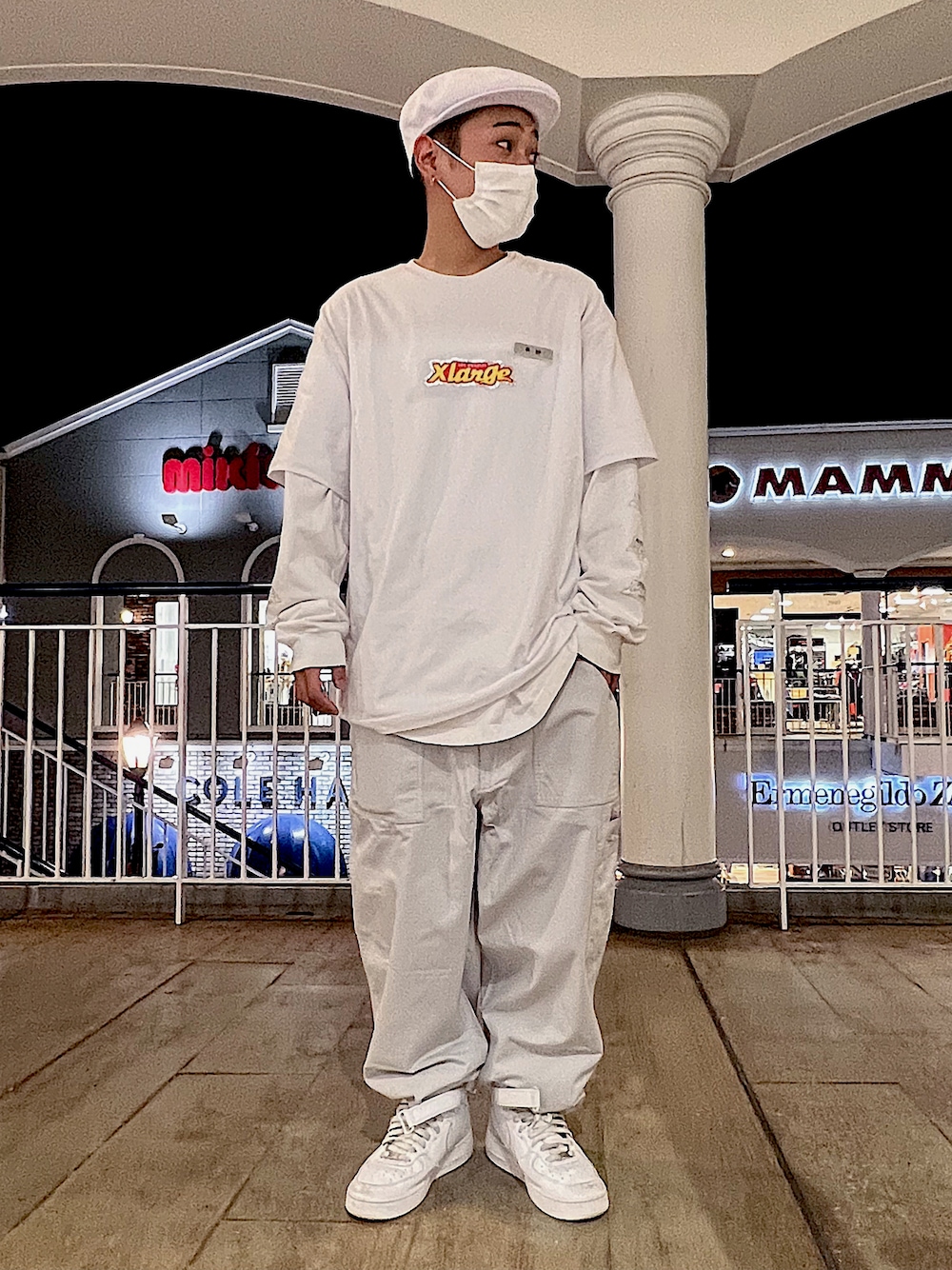 「xlxgrinku、XLARGE、エクストララージ、ビッグシルエット、秋コーデ、シンプルコーデ、オールホワイト、ストリート、ストリートMIX、スケータースタイル、ワークパンツ、オトナカジュアル」｜「KANGOLの【KANGOL】Tropic 504 Ventair Hunting / 【カンゴール】トロピック 504　ハンチング　オーバーライド（ハンチング/ベレー帽、ホワイト系）」を使った、奥野 泰司さん（メンズ・166cm）の秋コーディネートの1枚目の写真