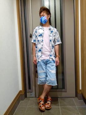 「Lee（リー）のアイテム（サンダル）」を使った、SHINSUKEさん（メンズ・180cm）の夏コーディネート